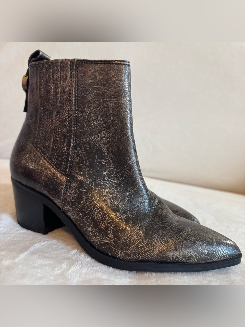 NEW Franco Sarto Shay Leather Pointy Toe Ankle Booties Metallic Bronze Size 5